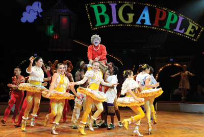 Grandma (Barry Lubin) brings the laughs. Photo by Bertrand Guay/Big Apple Circus Big Apple Circus, Dance On!;