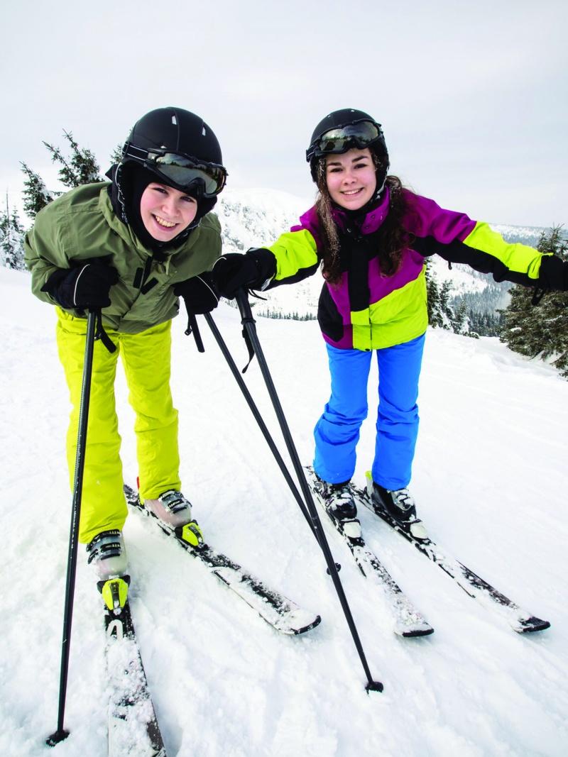 kids_skiing kids skiing